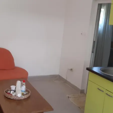 Amira Apartment